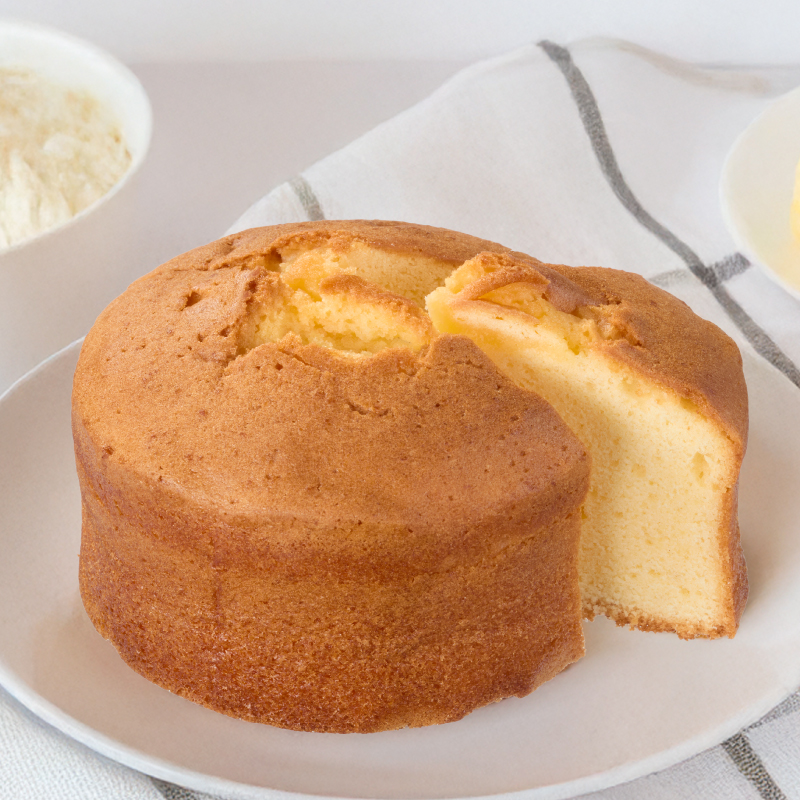 国産小麦100％使用　国産小麦のバターケーキ